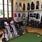 Le Manoir Du Golf 4*
