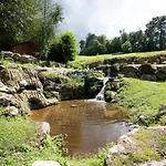 Le Manoir Du Golf Bed and Breakfast Publier