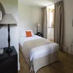 Le Manoir Du Golf Bed & Breakfast Publier
