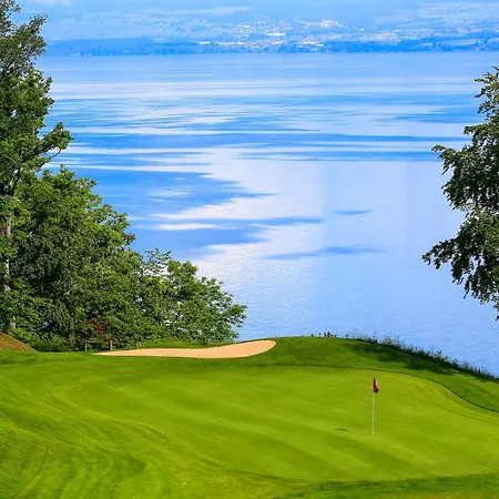 Bed & Breakfast Le Manoir Du Golf 4*
