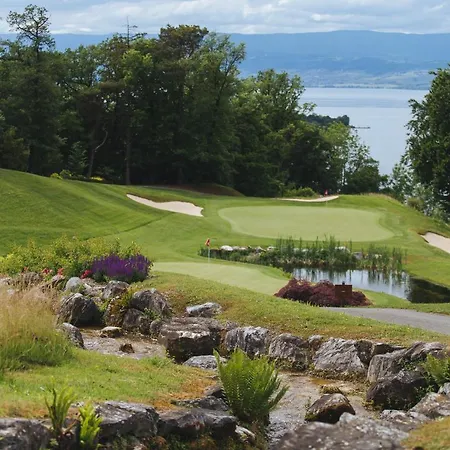Oda ve Kahvaltı Le Manoir Du Golf