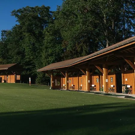 Le Manoir Du Golf Bed & Breakfast Publier
