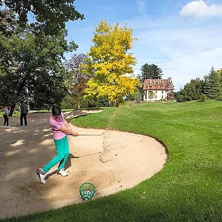 B&B Le Manoir Du Golf 앰파이언레뱅즈