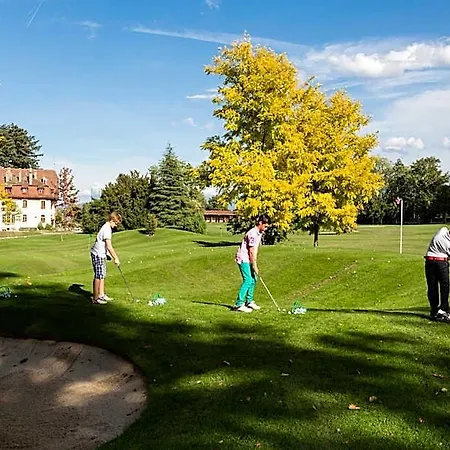Le Manoir Du Golf B&B 4*