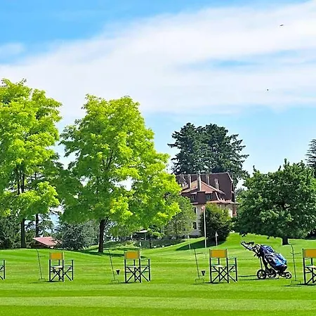 Le Manoir Du Golf B&B 4*