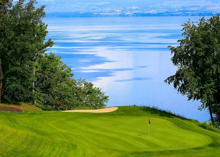 Bed & Breakfast Le Manoir Du Golf 4*